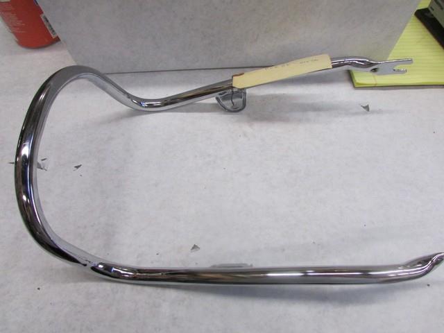 1982-88 Nos New Suzuki Gn250 Rear Brab Bar Handle Genuine 46210-38300
