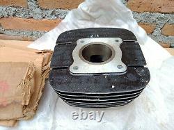 Genuine Nos Suzuki Gp125 Cylinder Barrel Block Jug