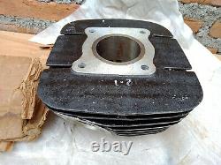 Genuine Nos Suzuki Gp125 Cylinder Barrel Block Jug