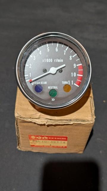 Genuine Suzuki Gp100 Gp125 1981 -83 Tacho Tachometer Nos