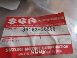 Genuine Suzuki Nos 34193-38b00 Meter Clock Case Bracket Vs1400