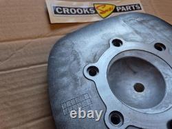 NOS 11111-40401 1979 / 1980 RM400 N / T Genuine Suzuki Cylinder Head, Obsolete