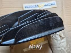 NOS 11111-40401 1979 / 1980 RM400 N / T Genuine Suzuki Cylinder Head, Obsolete