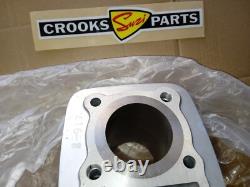 NOS 11210-05201 GS125 1982 / GN125 1982 to 1996 Genuine Suzuki Cylinder