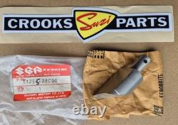 NOS 11255-28C00 1989 RM250 K Genuine Suzuki Left Hand Exhaust Valve NOS 11255-28C00 1989 RM250 K Genuine Suzuki Left Hand Exhaust Valve