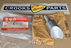 NOS 11255-28C00 1989 RM250 K Genuine Suzuki Left Hand Exhaust Valve NOS 11255-28C00 1989 RM250 K Genuine Suzuki Left Hand Exhaust Valve