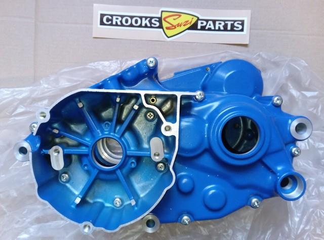 Nos 11305-02820 Rm80 1986 To 1988 Genuine Suzuki Blue Crankcase Set, Now Obsolete