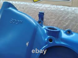 NOS 11341-00B20 RM250 H 1987 Genuine Suzuki Clutch Cover with small marks NOS 11341-00B20 RM250 H 1987 Genuine Suzuki Clutch Cover with small marks