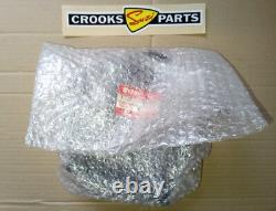 NOS 11361-17C02 GSX-R750 1988 to 1991 Genuine Suzuki Engine Sprocket Cover NOS 11361-17C02 GSX-R750 1988 to 1991 Genuine Suzuki Engine Sprocket Cover