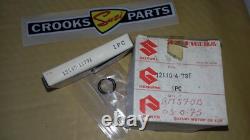 NOS 12110-41791 & 12140-41791 RM370 +. 75mm Genuine Suzuki Piston & Ring Set NOS 12110-41791 & 12140-41791 RM370 +. 75mm Genuine Suzuki Piston & Ring Set