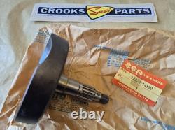 NOS 12220-14120 1983 RM125 D Genuine Suzuki Right Hand Crankshaft Half