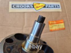 NOS 12221-14212 RM465 X 1981 Genuine Suzuki Right Hand Crankshaft Half NOS 12221-14212 RM465 X 1981 Genuine Suzuki Right Hand Crankshaft Half