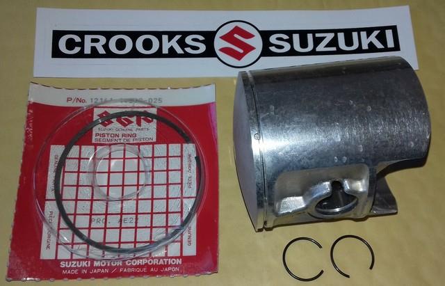 Nos 1982 To 85 Rm250 Z +. 25mm Genuine Suzuki Piston, Ring & Clips, 12103-14870-025