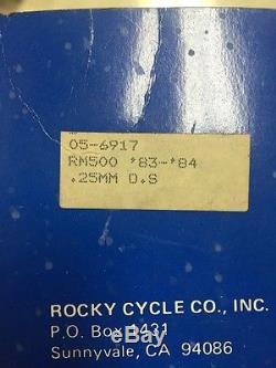 NOS 1983-1984 Suzuki RM500 Piston kit. 25 mm (1ST O/S) with rings not shown