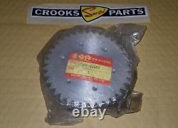 NOS 21411-40000 RH250 1974 / 1975 Genuine Suzuki Clutch Inner Hub / Sleeve Hub