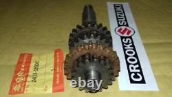 NOS 24120-28302 TM100 / TM125 Genuine Suzuki Clutch Countershaft Assy
