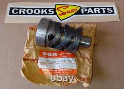 NOS 25310-14213 1982 RM250 Z Genuine Suzuki Gear Shifting Cam / Cam Barrel