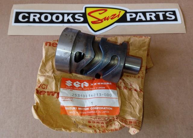 Nos 25310-14213 1982 Rm250 Z Genuine Suzuki Gear Shifting Cam / Cam Barrel