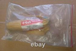 NOS 26211-05D01 RMX250 / RM250 / RM125 Genuine Suzuki Kickstart Shaft NOS 26211-05D01 RMX250 / RM250 / RM125 Genuine Suzuki Kickstart Shaft