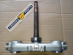 NOS 51410-26C00 RM250 J 1988 Genuine Suzuki Lower Steering Stem / Bottom Yoke
