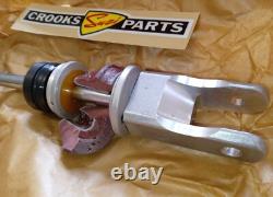 NOS 62120-01B40 1988 RM125 J Suzuki Shock Damper Rod Assy. Has damaged stopper NOS 62120-01B40 1988 RM125 J Suzuki Shock Damper Rod Assy. Has damaged stopper