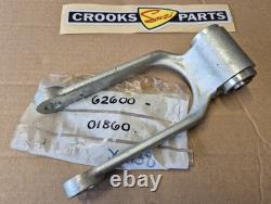 NOS 62600-01860 RM125 H/J 1987/1988 Rear Suspension Cushion Lever Rod Set