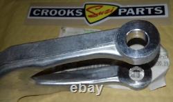 NOS 62600-28860 RM125 93/RM250 1993 to 1995 Suzuki Rear Suspension Cushion Lever NOS 62600-28860 RM125 93/RM250 1993 to 1995 Suzuki Rear Suspension Cushion Lever