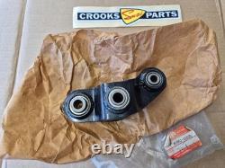 NOS 62601-01820 GS500 1991 to 2006 Suzuki Lower Rear Suspension Cushion Lever