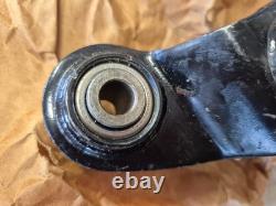 NOS 62601-01820 GS500 1991 to 2006 Suzuki Lower Rear Suspension Cushion Lever