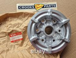 NOS 64611-40C00 GSX-R1100 / GSX-R750 Genuine Suzuki Rear Wheel Sprocket Carrier NOS 64611-40C00 GSX-R1100 / GSX-R750 Genuine Suzuki Rear Wheel Sprocket Carrier
