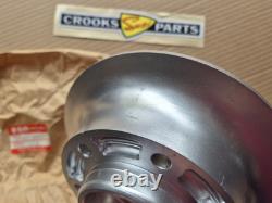 NOS 64611-40C00 GSX-R1100 / GSX-R750 Genuine Suzuki Rear Wheel Sprocket Carrier NOS 64611-40C00 GSX-R1100 / GSX-R750 Genuine Suzuki Rear Wheel Sprocket Carrier