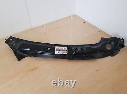 NOS Genuine Suzuki Swift Extension side body outer Left 64520-68L00-000