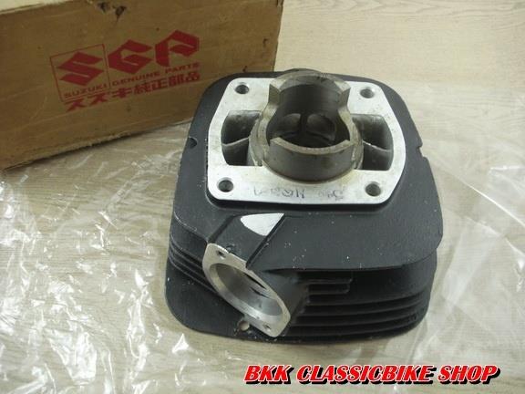 Nos Suzuki Rm100 1976-78 Cylinder // P/n 11210-41600 // Genuine Japan