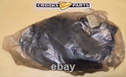 NOS with small marks 11340-26100 TM75 / TM75 Genuine Suzuki Black Clutch Cover