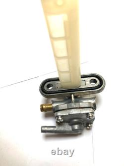 Nos Genuine Suzuki GSXR750 GSX-R750 1986-1992 Gas Tank Fuel Petcock 44300-28A02