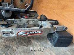 Nos Suzuki DR-Z400SM DRZ 400 SWINGING ARM ASSY, REAR 61000-29F70 61000-29F30