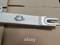 Nos Suzuki GSX1100F GSX 1100 F GSX1100 SWINGING ARM ASSY, REAR 61000-48C00