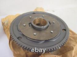 Nos Suzuki Gsx400 Gsx400f Gsx 400 1983 Clutch Basket Primary Drive 21200-33812