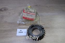 SUZUKI 24241-00A00 GEAR, 4TH DRIVE(NT24) NOS NEW genuine xx38682