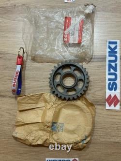 SUZUKI RG500 NOS 2nd GEAR DRIVEN NEW IN BAG WithTAG 24320-20A00 OBSOLETE NT28