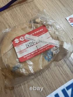 SUZUKI RG500 NOS 2nd GEAR DRIVEN NEW IN BAG WithTAG 24320-20A00 OBSOLETE NT28