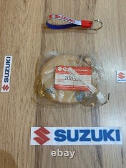 SUZUKI RG500 NOS 2nd GEAR DRIVEN NEW IN BAG WithTAG 24320-20A00 OBSOLETE NT28
