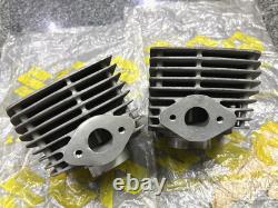 Suzuki 250 1969 T250 HUSTLER L/R Cylinder NOS Genuine 11210-18100&11220-18100