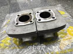 Suzuki 250 1969 T250 HUSTLER L/R Cylinder NOS Genuine 11210-18100&11220-18100