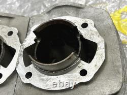 Suzuki 250 1969 T250 HUSTLER L/R Cylinder NOS Genuine 11210-18100&11220-18100