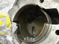 Suzuki 250 1969 T250 HUSTLER L/R Cylinder NOS Genuine 11210-18100&11220-18100