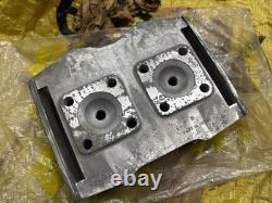 Suzuki 73-77 GT185 GT185K/L/M/A/B Cylinder Head NOS Genuine Japan 11111-36100