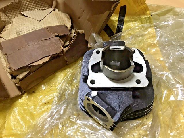 Suzuki 76-77 Tc100 Tc100a/b Ts100 Ts100a/b Cylinder Nos Genuine P/n 11210-25610