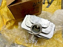 Suzuki 76-95 100 A100 A100K/L/M/N A100-4 Cylinder NOS Genuine Japan 11200-23810