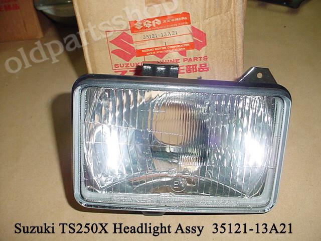 Suzuki Dr125 Rg125 Ts250 Headlight Nos Ts250x Light Beam Lens Oem 35121-13a21